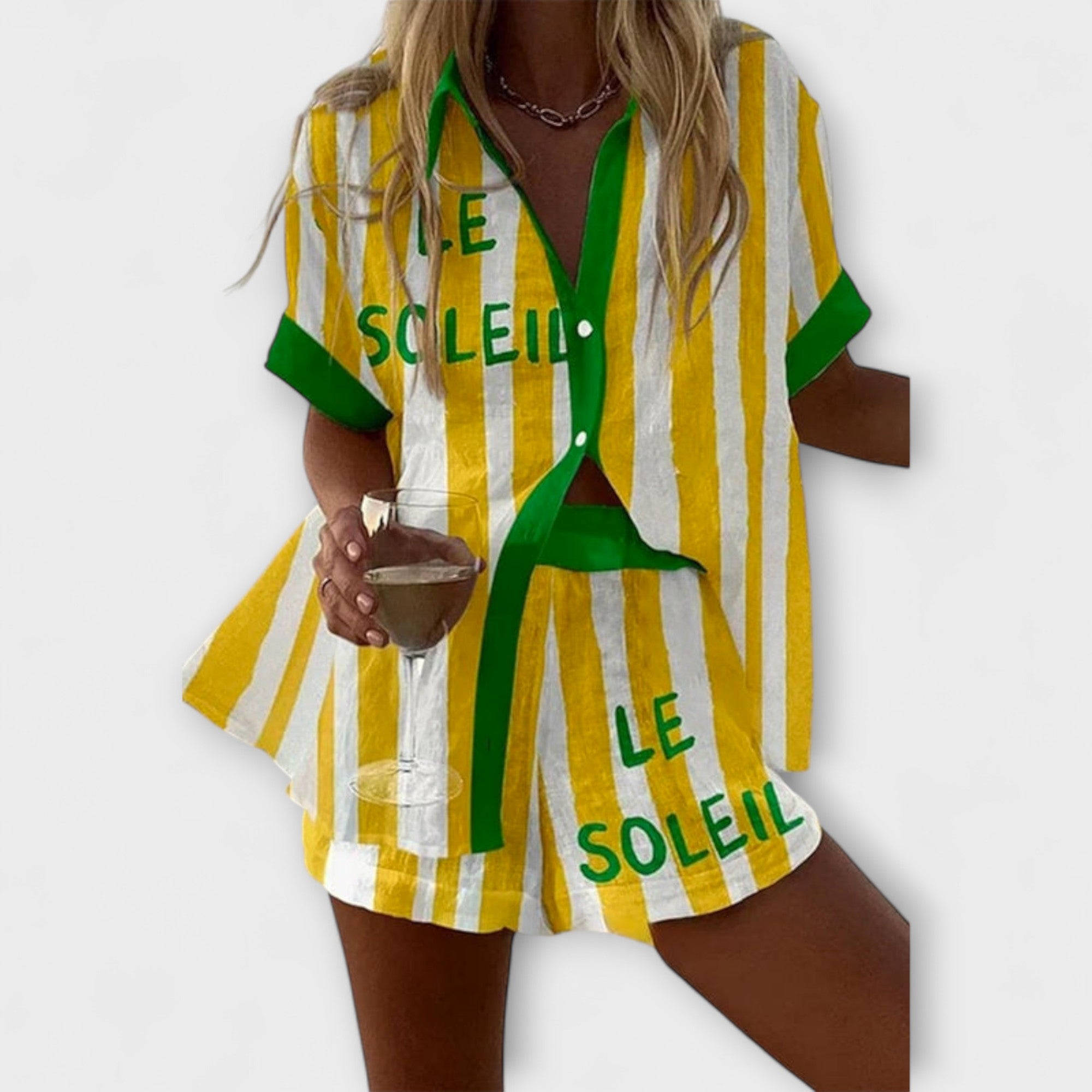 할로라 – 세련된 노란 린넨 스타일