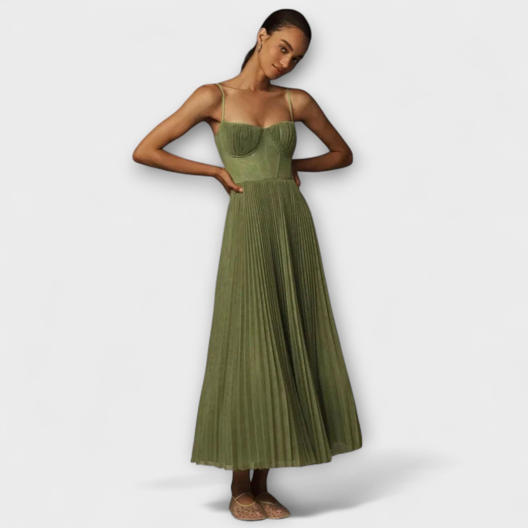 Marilyn - Vestido Midi de Saia Plissada em Tule com Design de Corpete